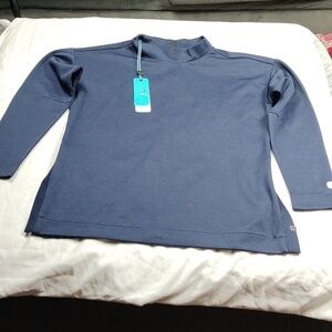 NWT Levelwear women's medium sized top
